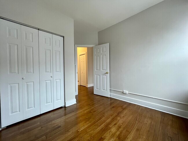 Photo - 1544 N Kedzie Ave Unidad 1G