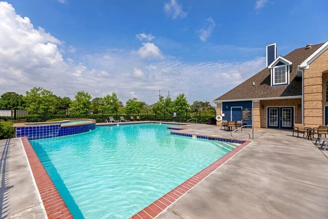 North Creek Apartments