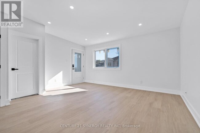 Photo - 598 Kirkwood Ave Unité 2