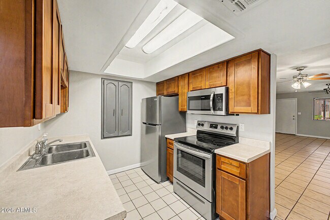 Photo - 3301 E Earll Dr Unit 120