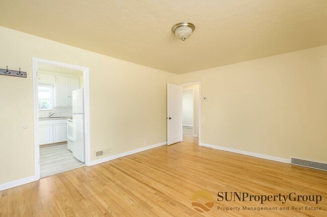 Photo - Newly Updated Liberty Wells Duplex!!