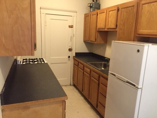 Building Photo - 1167 Boylston St Unit 5 Rental