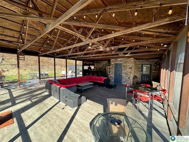 Photo - 312 Lehigh Dr