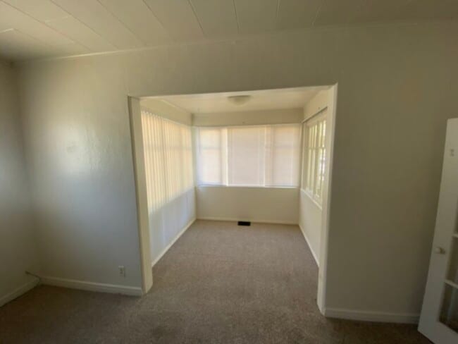 Photo - Adorable 2 Bed, 1 Bath!