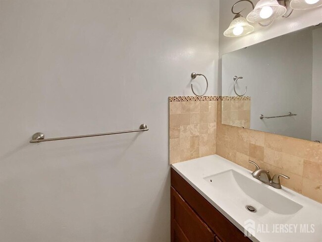 Photo - 47 Morgan Pl