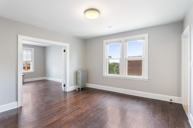 Photo - 106 Silver St Unidad 2