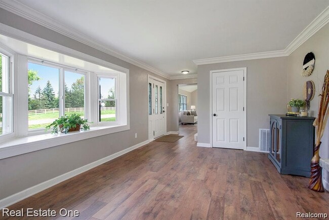 Photo - 51275 W Seven Mile Rd