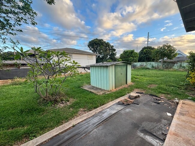 Photo - Newly Updated Gorgeous 3 Bed, 1.5 Bath Single Family House in Pearl City Available Now! Unidad 849 3rd St.