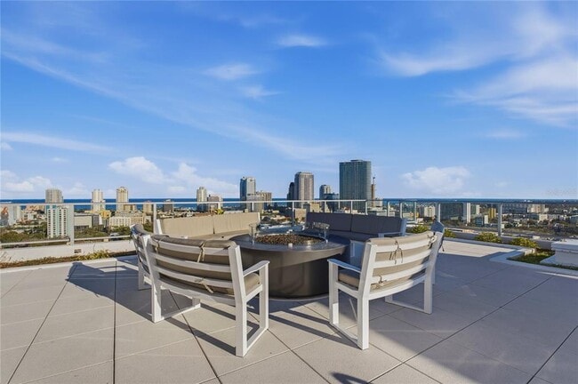Building Photo - 777 3rd Ave N Unit 1202