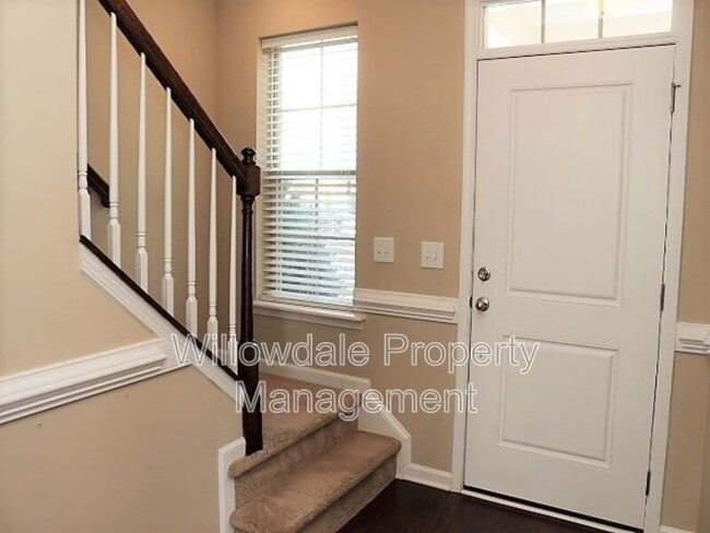 Photo - 2424 Lambton Wood Dr