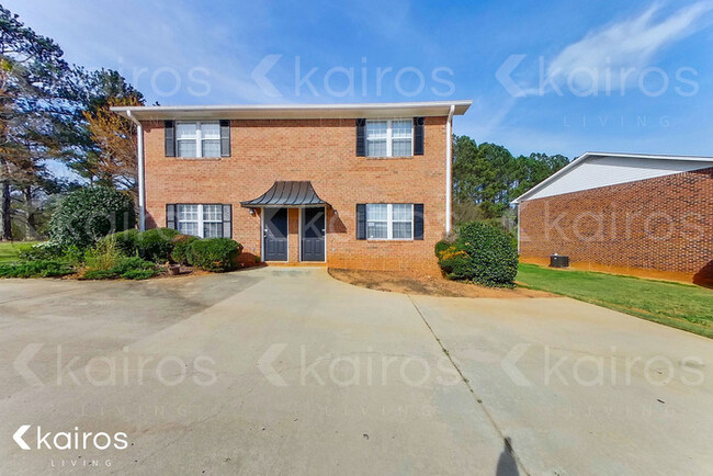 Photo - 107 Fawn Dr Townhome