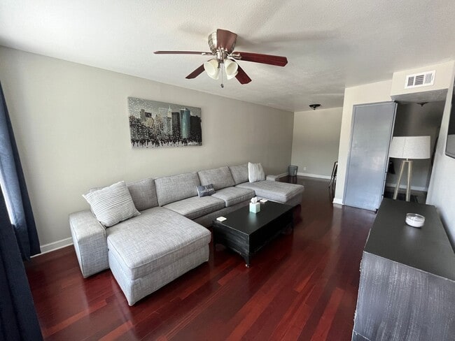 Building Photo - Live in the Heart of SoCo | Furnished Condo with Pool & Gym