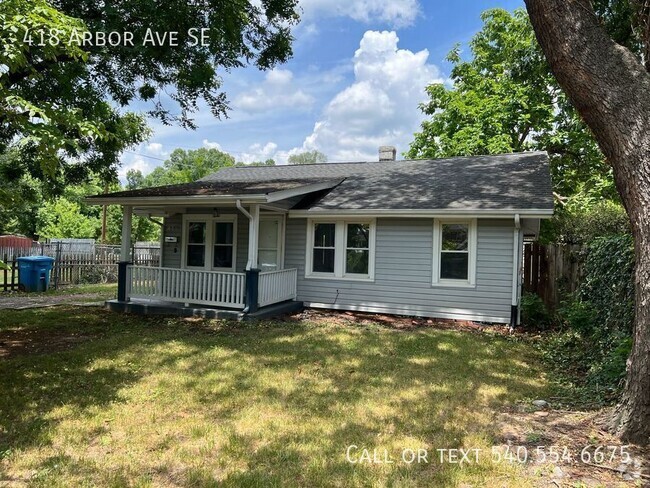 Building Photo - 418 Arbor Ave SE Rental
