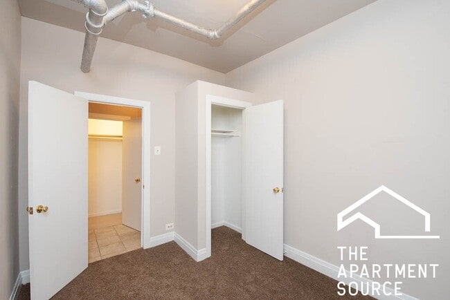 Photo - 1371 W Estes Ave Unit 1371 West Estes Ave
