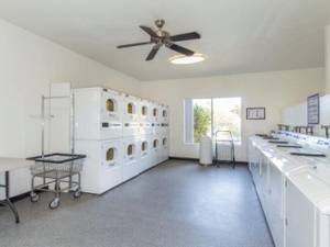 800 E Bobier Dr Unidad C002