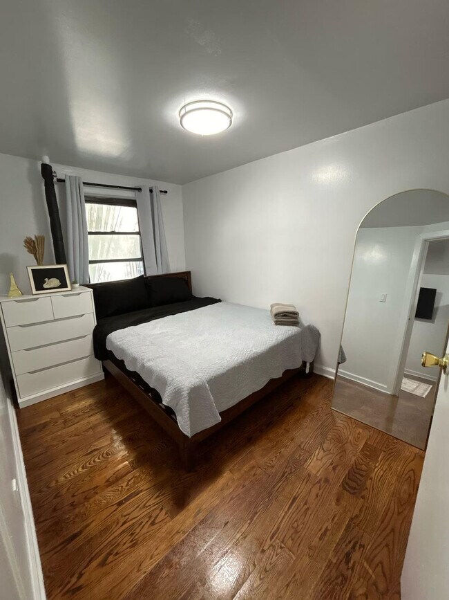 Photo - 225 E 30th St Unit SI ID1473161P