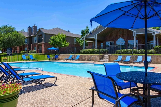 Summer Brook Apartments