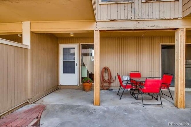 Photo - Beautifully Remodeled 3 bedroom Townhome in the Pinery.