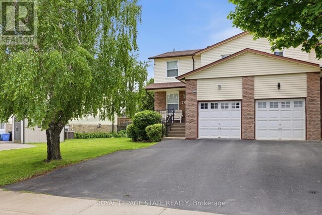 Photo - 79 Adis Ave