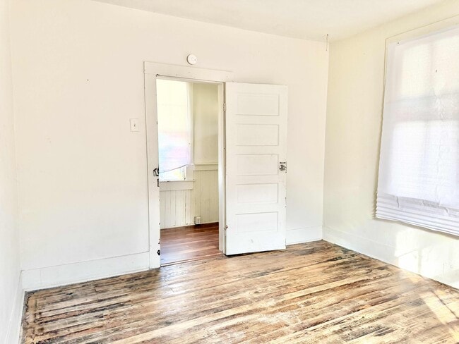 Photo - 220 Evergreen Dr