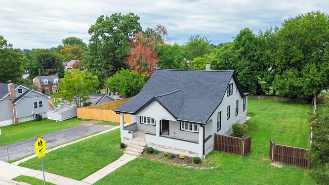Photo - 100 Linhigh Ave