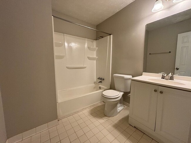 Building Photo - 1014 Huntington Trce SE Rental