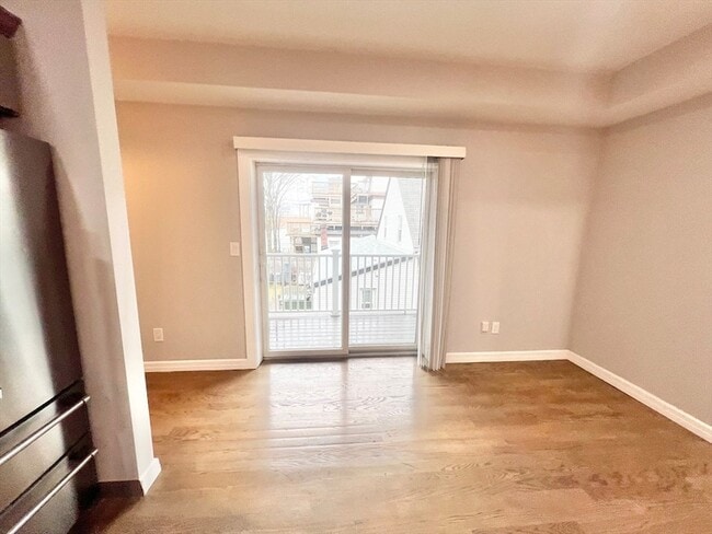 Photo - 47-49 Walnut Street Unit 2 Unit 2