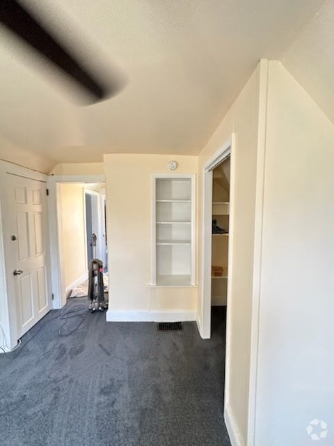 Building Photo - 921 Woodland Ave Unit 3 Rental