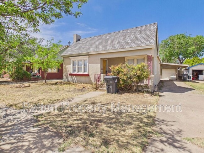 Photo - 701 Sunset Terrace