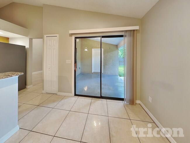 Photo - 1435 Spring Ridge Cir