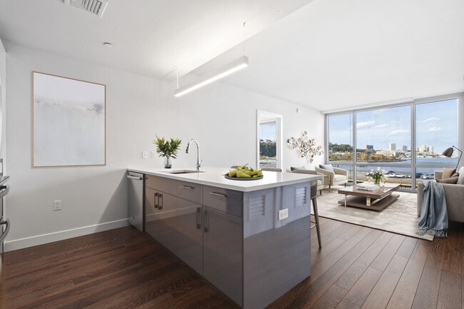 Harbor 1500 apartments — community photo