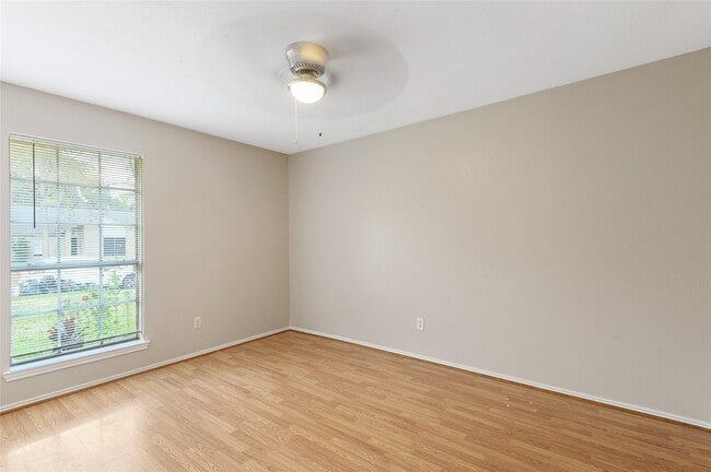 Photo - 18067 Garden Manor Dr