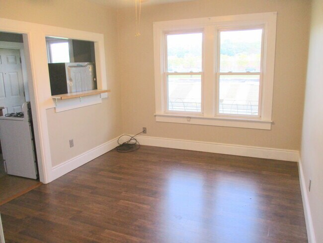 Photo - 323 Boyleston St Unit 2nd Floor