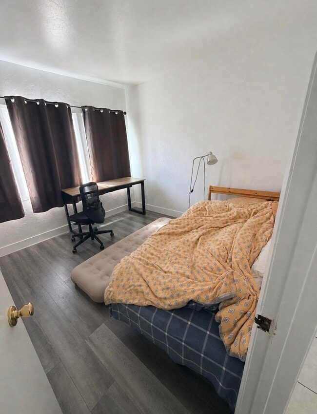 Photo - 1780 Le Roy Ave Unit 25