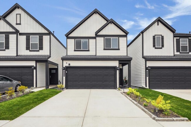 Building Photo - 3215 Creston Gate Dr Rental