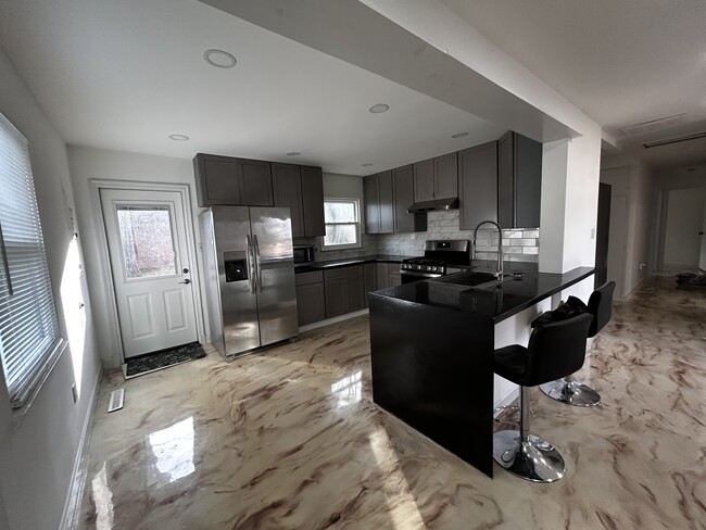 Photo - 6703 Cimarron St