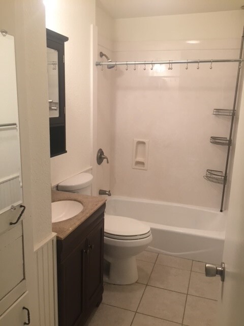 Photo - 116 Forest Oaks Ln