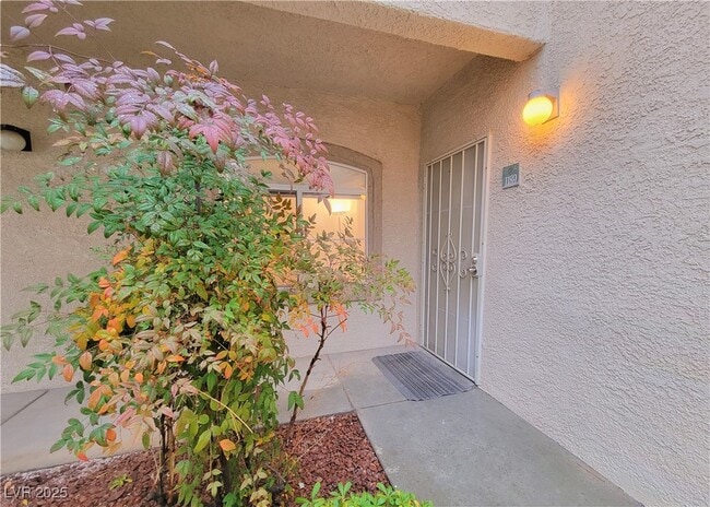 Photo - 5415 W Harmon Ave Unidad 1189 Rental