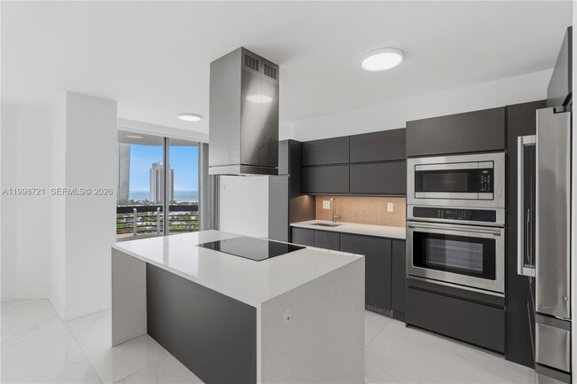 Photo - 19101 NE 36th Pl