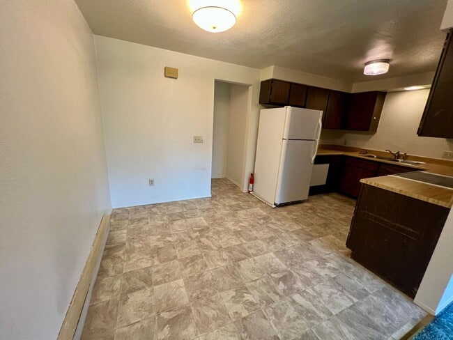 Photo - Edgewood Triplex Unit B