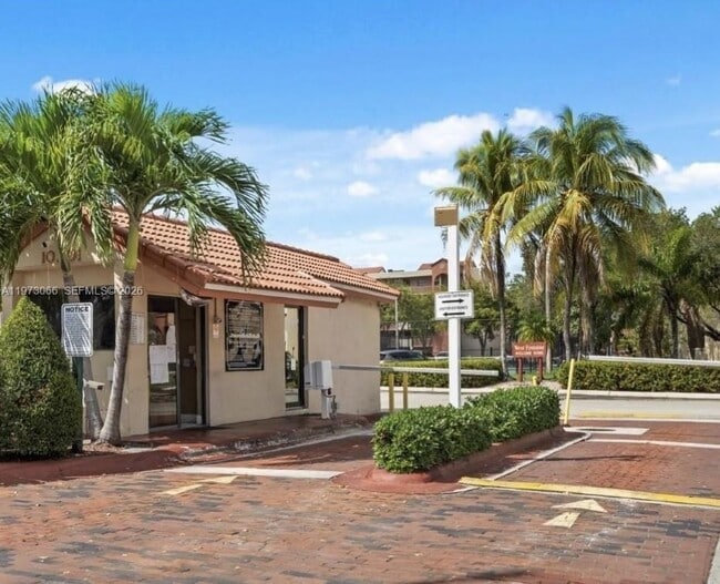 Photo - 10229 NW 9th St Cir Unit 213-2