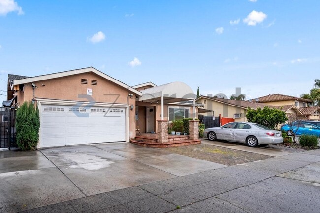 Photo - 2661 S King Rd