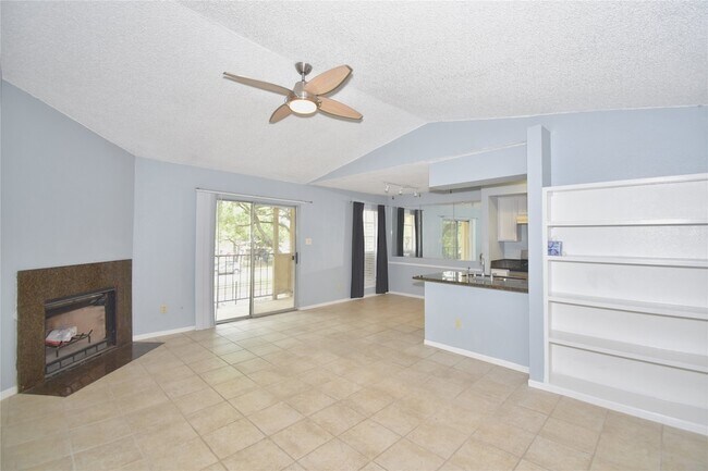 Photo - 2120 El Paseo St Unit 108