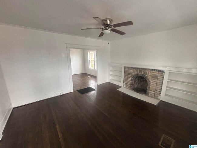 Photo - 1619 27th St W