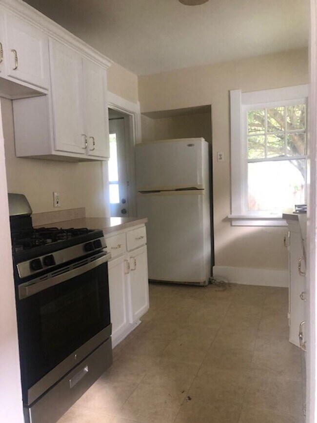 3 Bedroom home in W. Toledo Rental For Rent in Toledo, OH