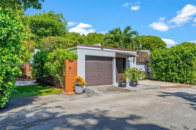 Photo - 18805 W Lake Dr
