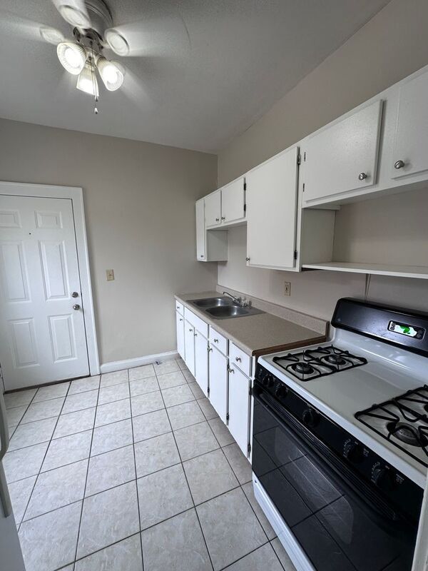 Photo - 22 East Welch Ave Unidad #2