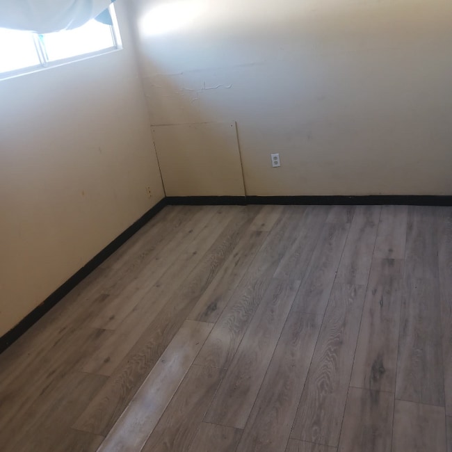 Photo - 1331-1333 Thurston St Unit 1331