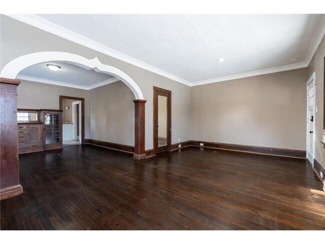 Photo - 1917 N Newton Ave