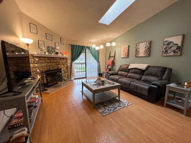 Photo - 8225 Fairmount Dr Unit Apt 3-204